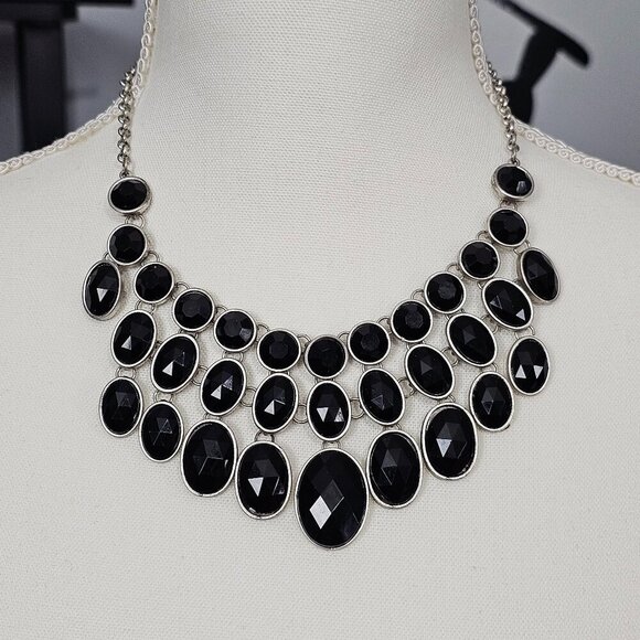 Vintage Silver Tone Black Faceted Multi Stone Chunky Bib Statement Necklace - Picture 1 of 8
